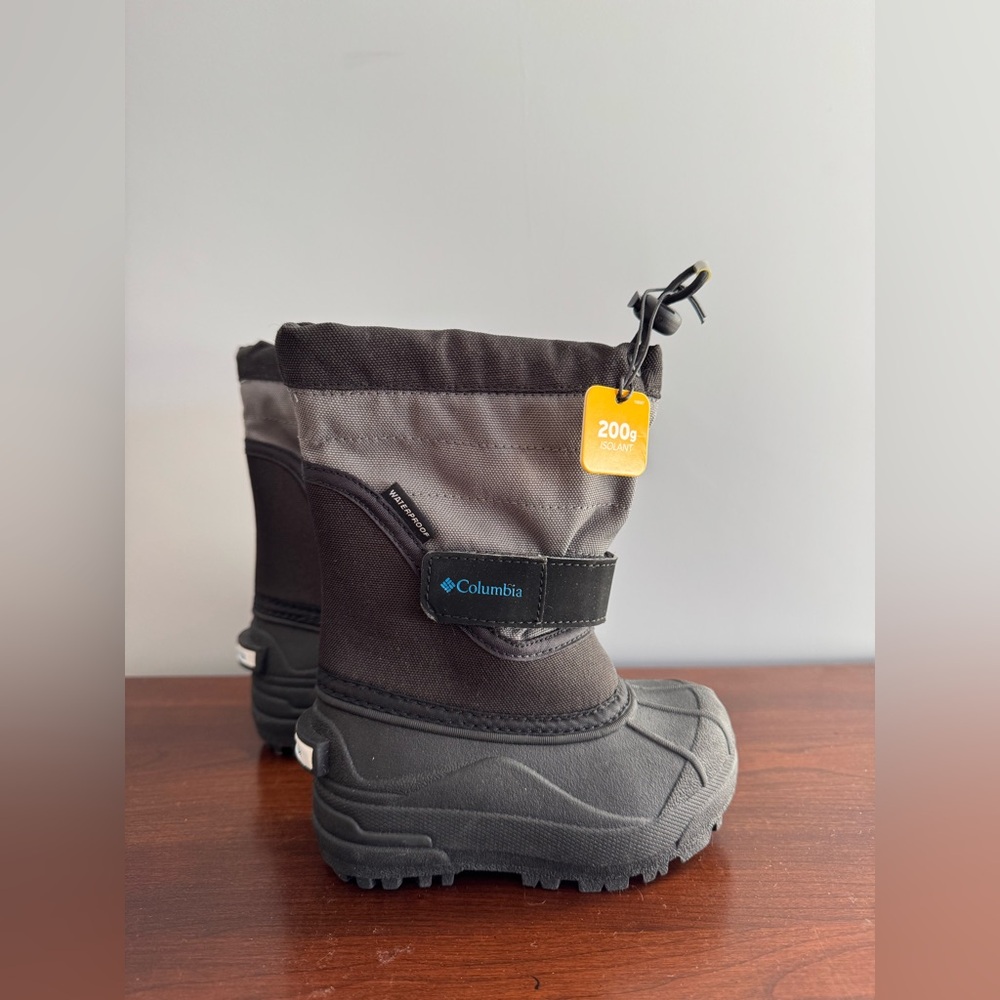 Columbia Little Kids Snowlite Boot, size 8